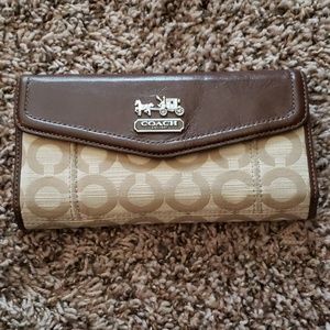 Coach Bags - Coach Wallet Coach Bags - Coach Wallet